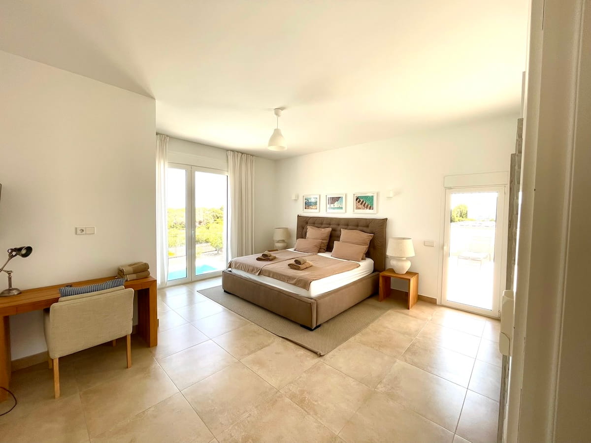 villa-mallorca-master-suite-sued